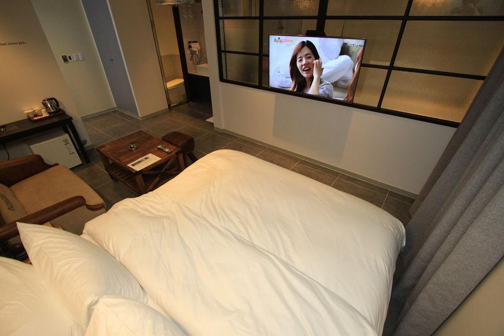 Hound Hotel Changwon Exterior foto